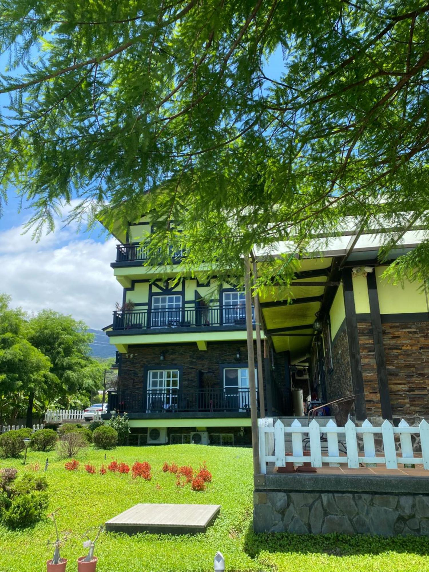 Luxembourg Hills Homestay Jiaoxi Exterior photo